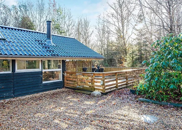 5 Person In Ansager-by Traum * Ansager